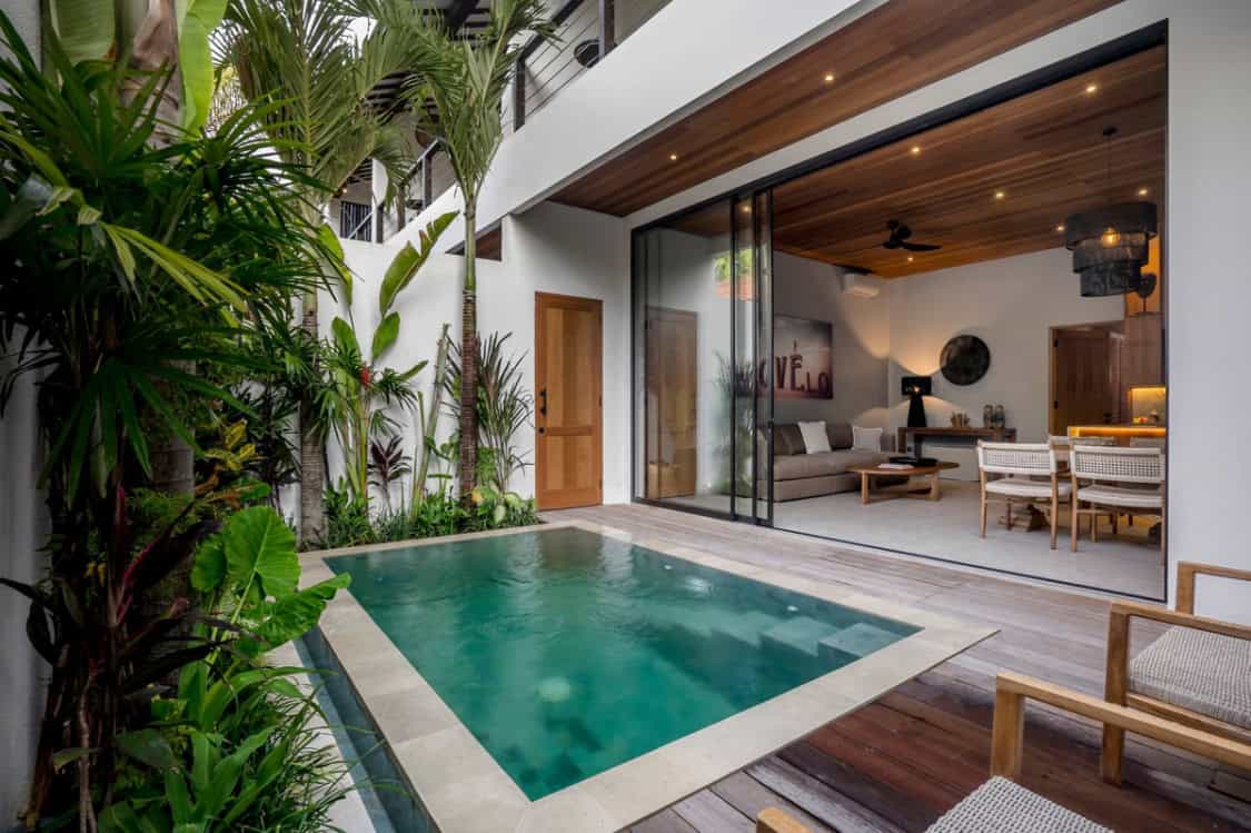 MODERN STYLE NEAR TO LIMA BEACH 2 BEDROOM VILLA FOR SALE LEASEHOLD IN PERERENAN BE-1016 